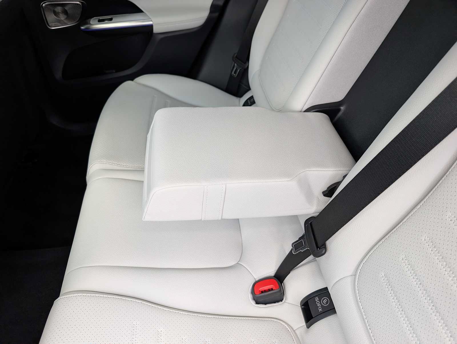 New 2027 Mercedes-Benz GLC 300 4MATIC image 16