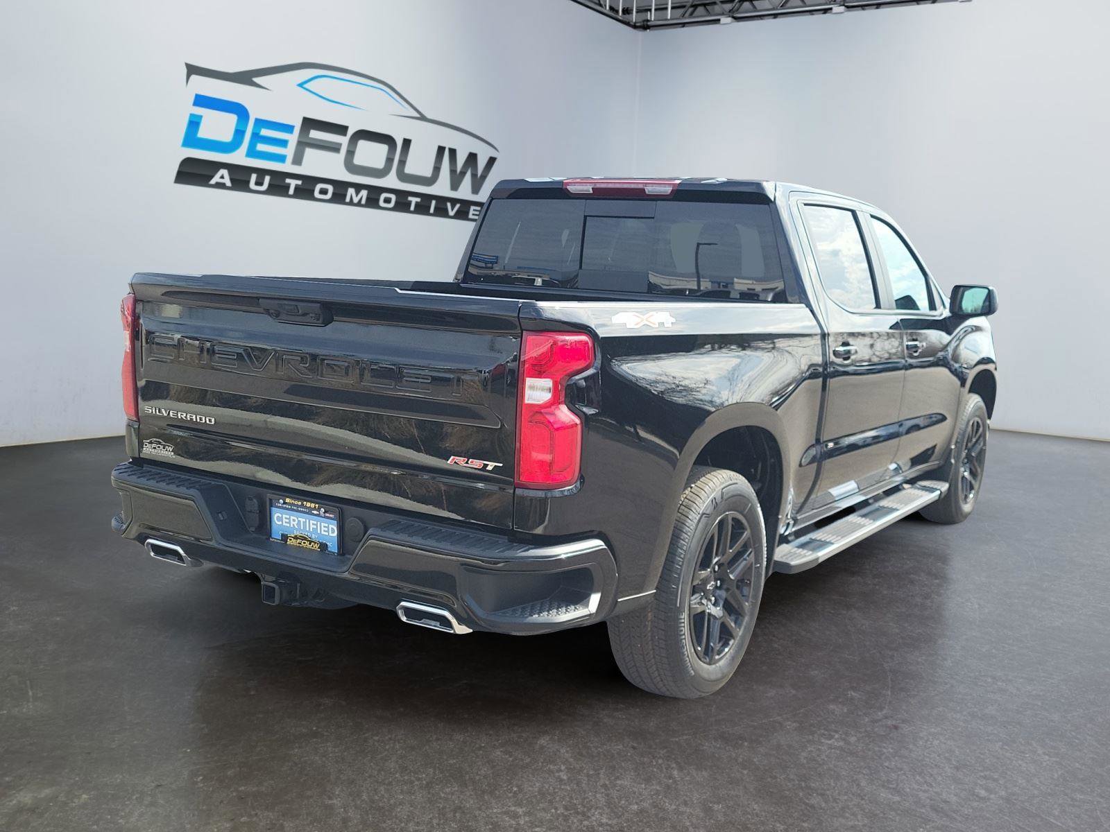 Used 2026 Chevrolet Silverado 1500 RST w/ Convenience Package II image 3