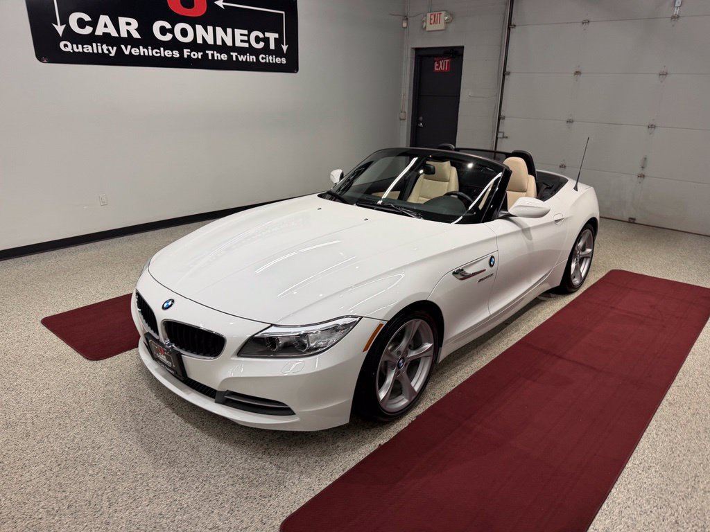 Used 2016 BMW Z4 sDrive28i RWD image 4