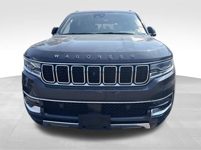 Used 2023 Jeep Wagoneer L Series III w/ Premium Group I AWD/4WD image 3