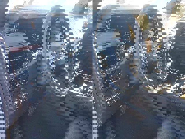 New 2026 GMC Yukon Denali w/ Sun & Power Step Package image 17