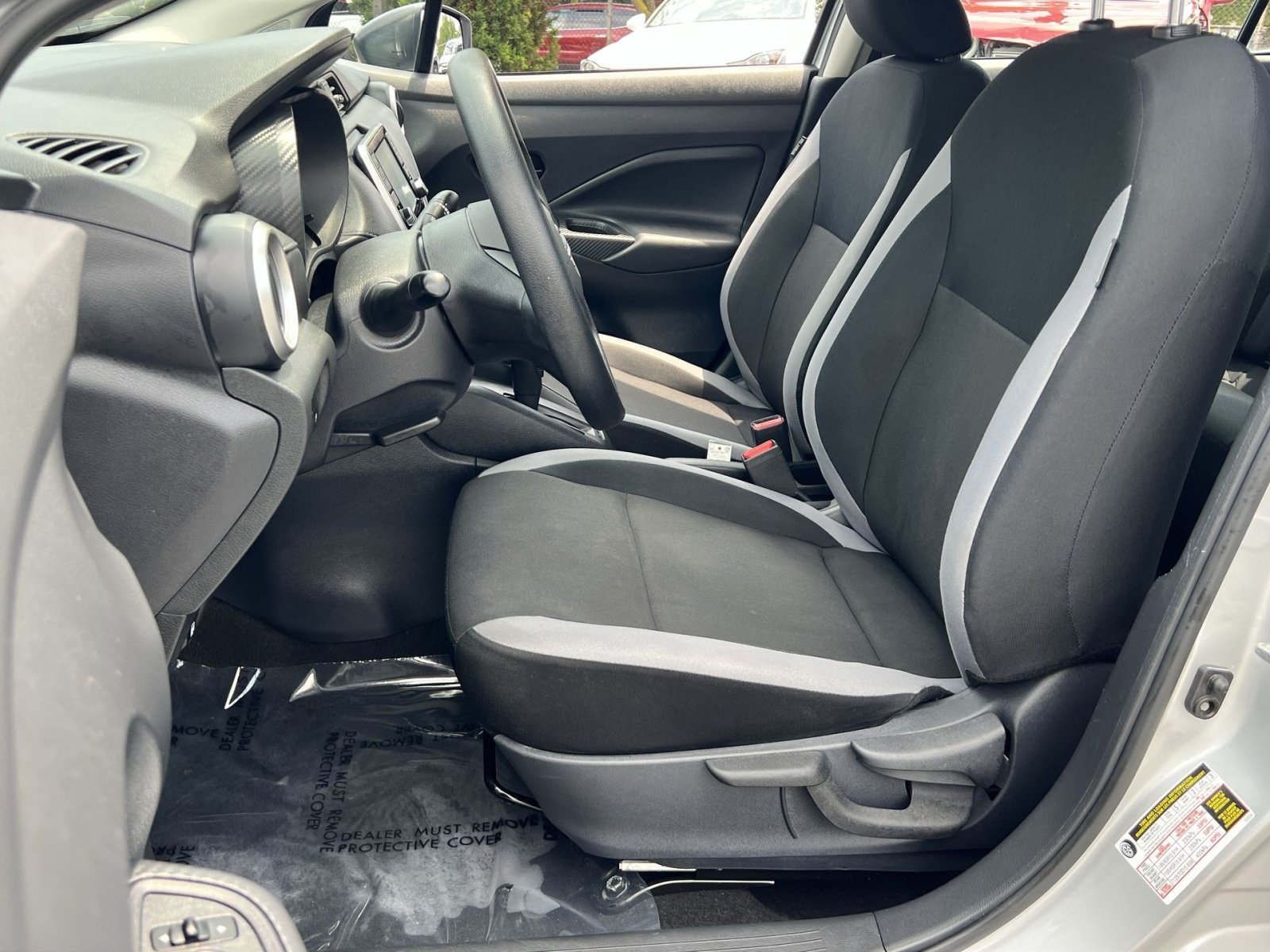 Used 2025 Nissan Versa S FWD image 12