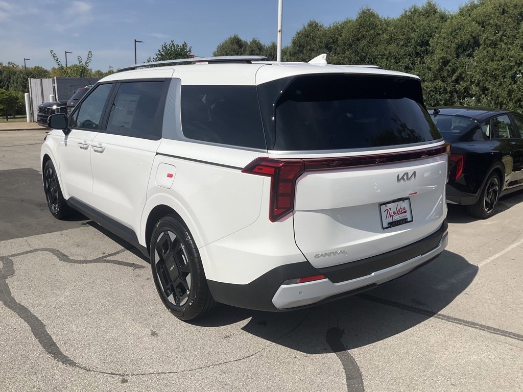 New 2026 Kia Carnival EX image 5