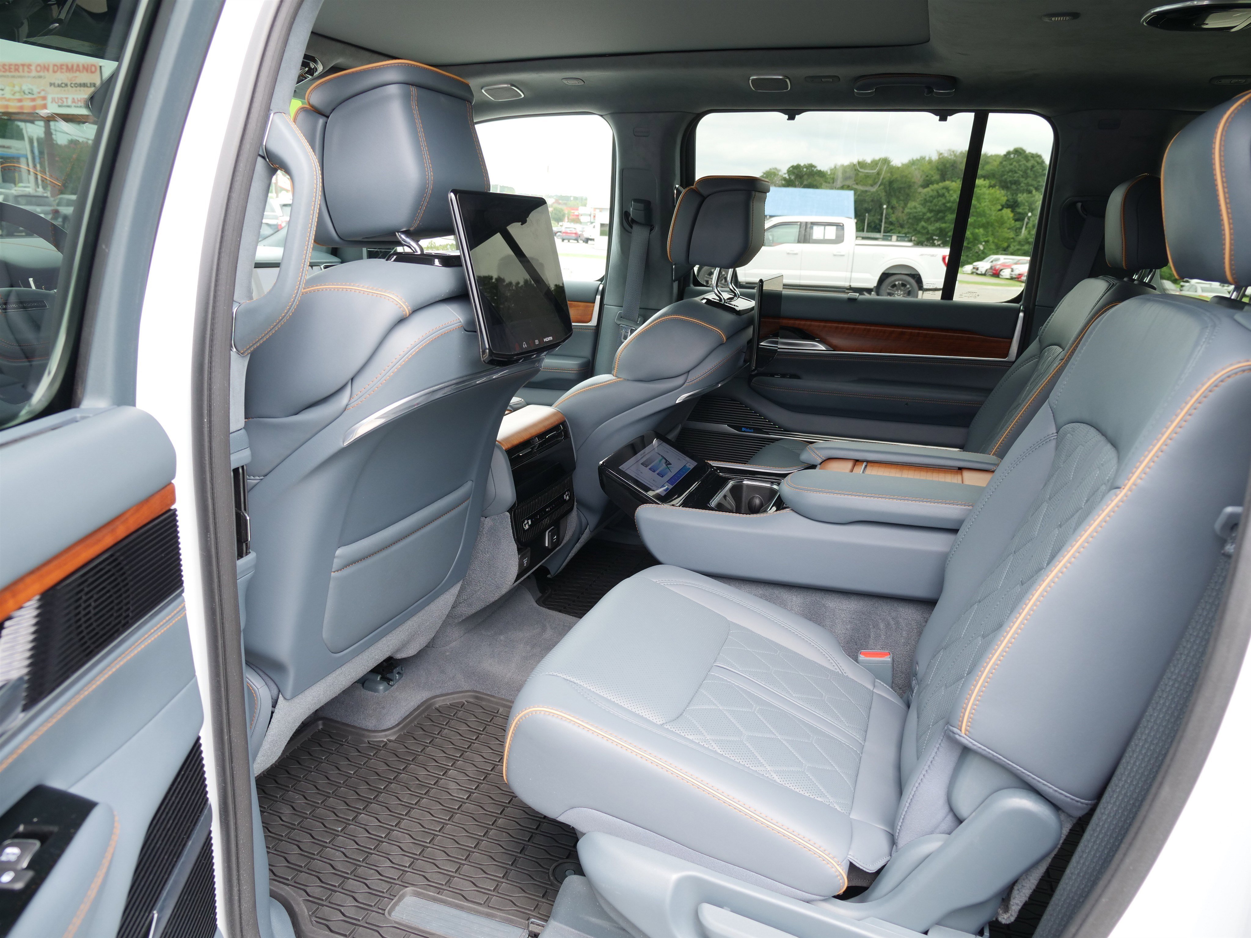 Used 2024 Jeep Grand Wagoneer L Series III w/ Rear Seat Video Group 1 image 14