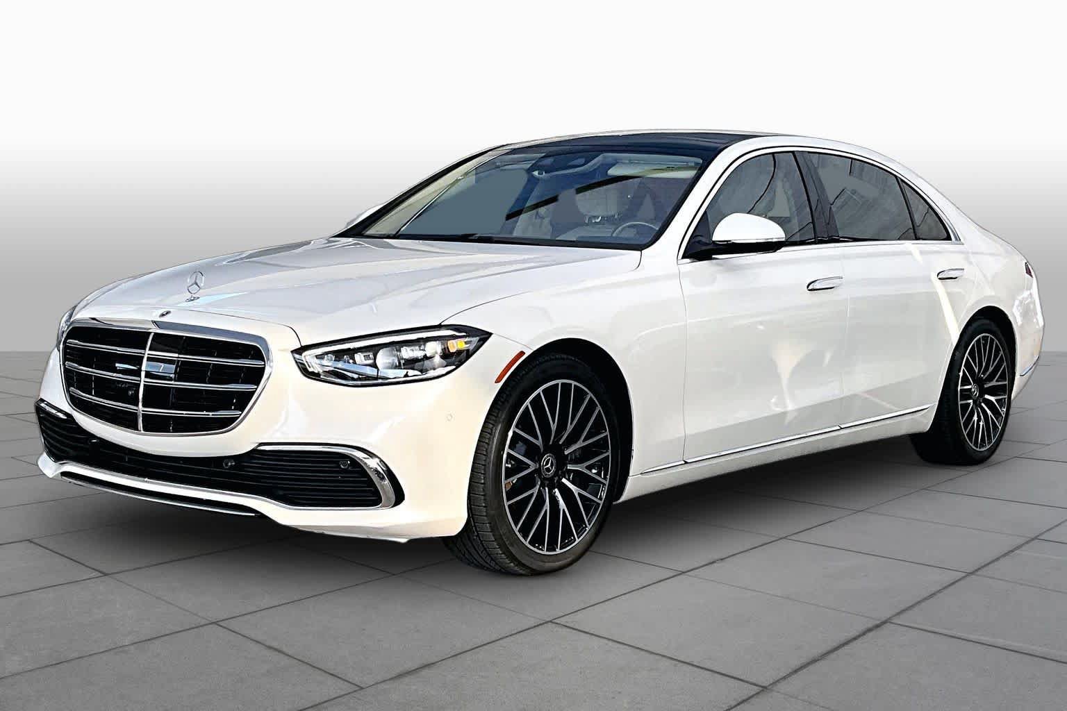 Certified 2022 Mercedes-Benz S 500 4MATIC image 2