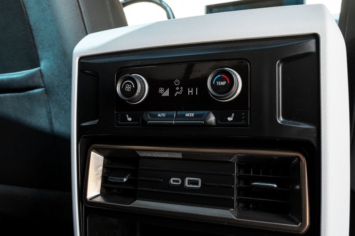 Used 2024 GMC Hummer EV 3X AWD/4WD image 34