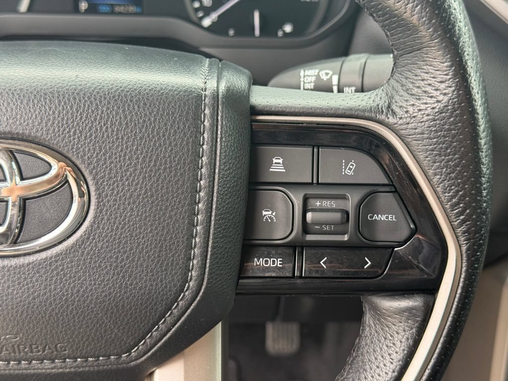 Used 2023 Toyota Tundra Limited w/ Power Package RWD image 13