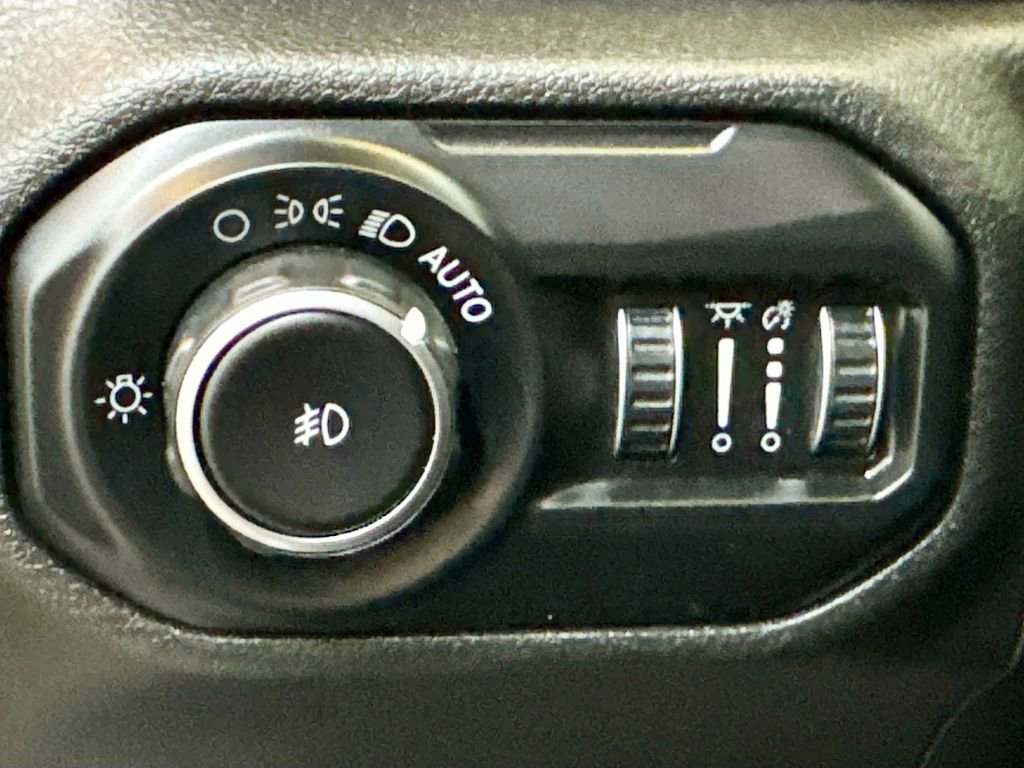 Used 2020 Jeep Wrangler Unlimited Sport S AWD/4WD image 12