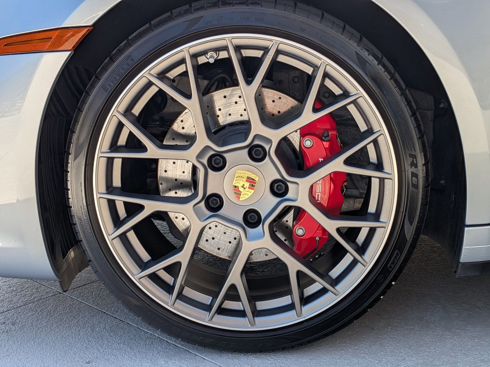 Used 2020 Porsche 911 Carrera S image 27