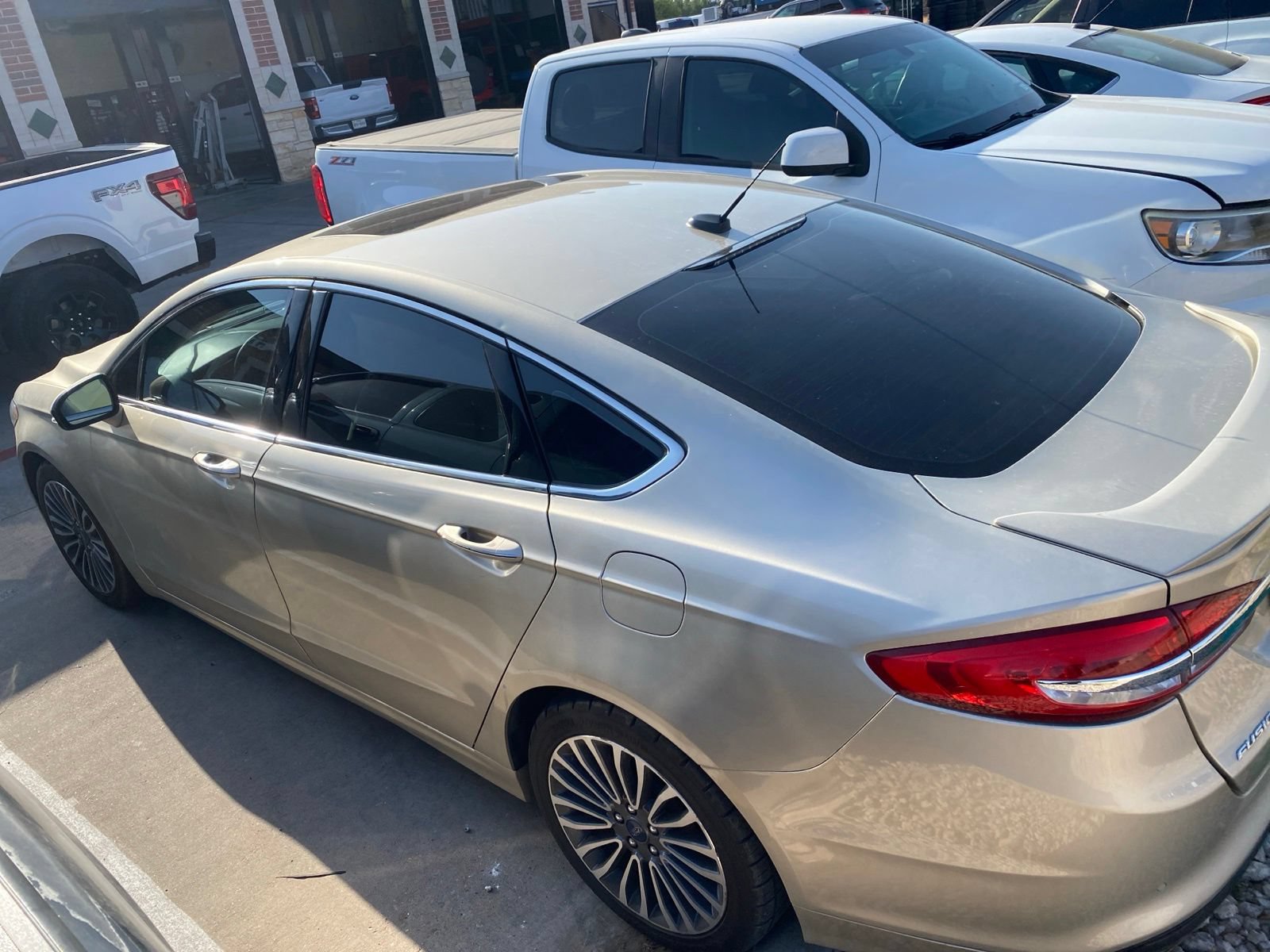 Used 2017 Ford Fusion Titanium FWD image 23