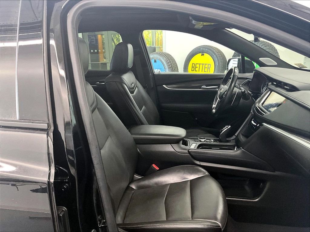Used 2023 Cadillac XT5 Sportv image 11