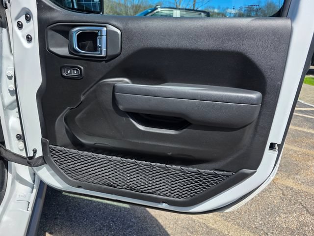 Used 2025 Jeep Gladiator Sport AWD/4WD image 10