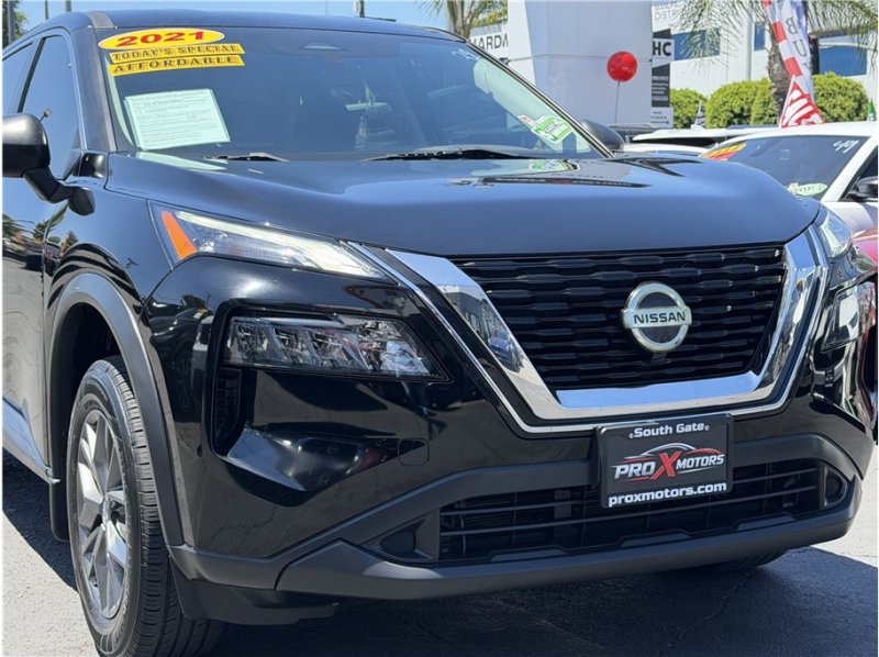 Used 2021 Nissan Rogue S FWD image 45