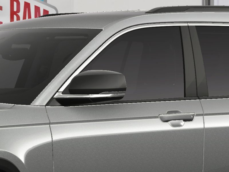 New 2025 Jeep Grand Cherokee L Limited image 15