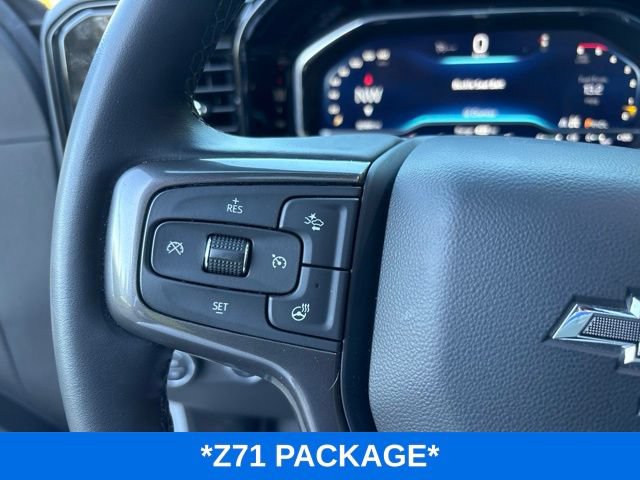Used 2025 Chevrolet Silverado 2500 ZR2 w/ Technology Package AWD/4WD image 10