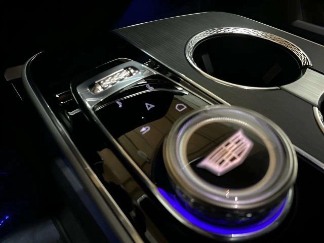 Used 2024 Cadillac Lyriq Sport RWD image 52
