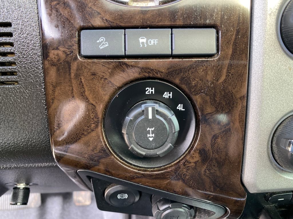 Used 2016 Ford F250 Platinum w/ FX4 Off-Road Package AWD/4WD image 37