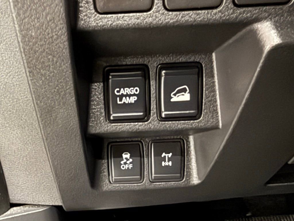 Used 2022 Nissan Frontier PRO-4X w/ Off-Road Protection Package image 23