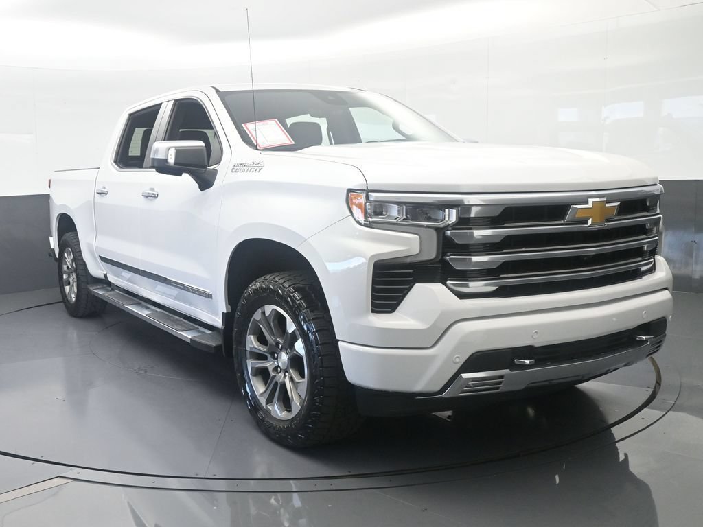 Used 2023 Chevrolet Silverado 1500 High Country w/ Technology Package RWD image 9
