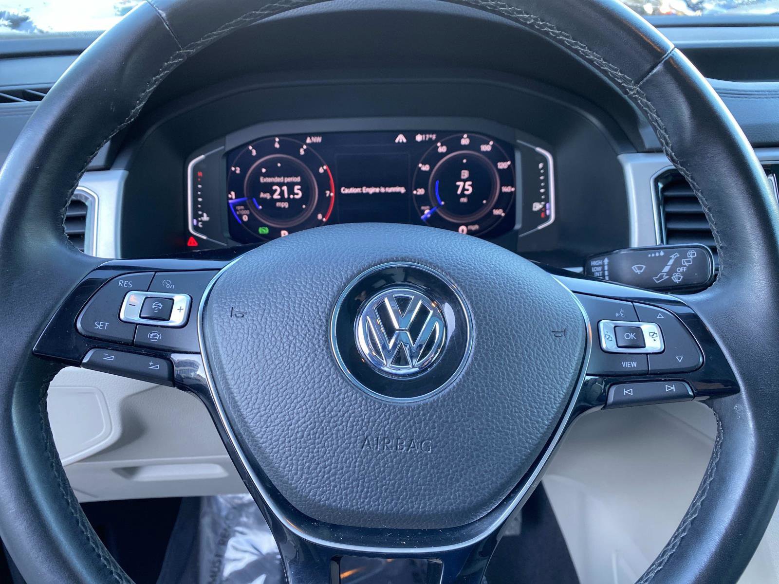 Used 2019 Volkswagen Atlas SEL Premium image 19