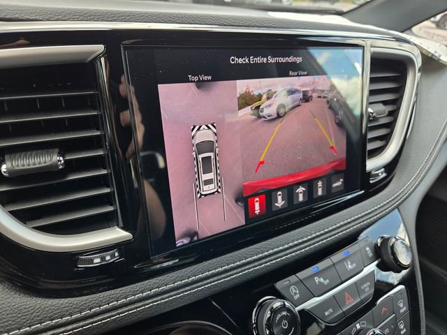 New 2026 Chrysler Pacifica Select FWD image 30
