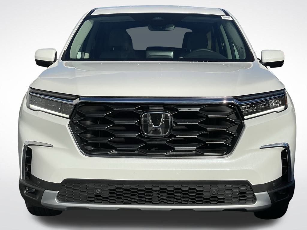 Used 2025 Honda Pilot EX-L image 9