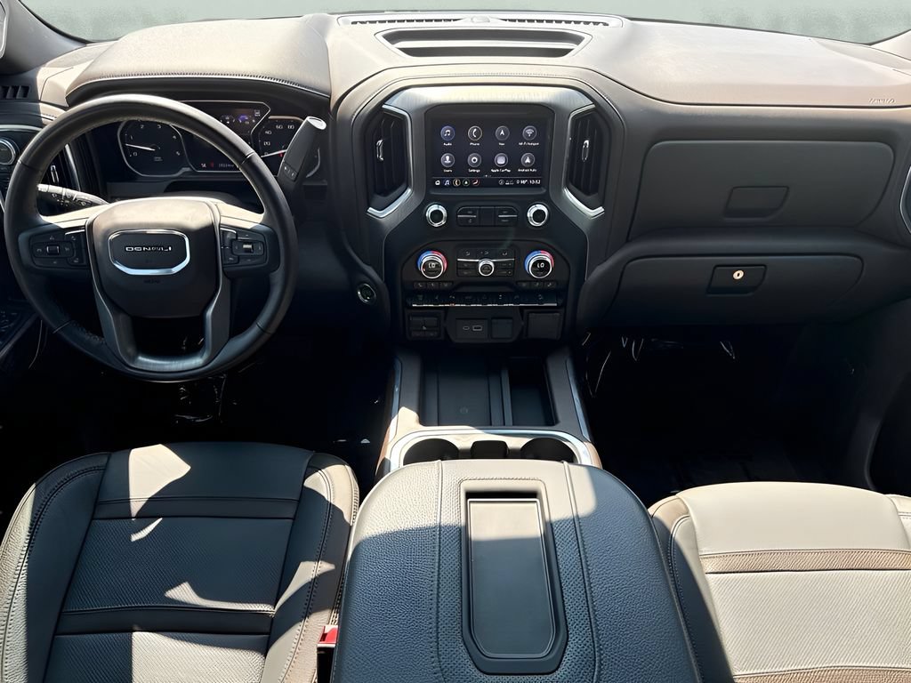 Used 2020 GMC Sierra 2500 Denali w/ Denali Ultimate Package AWD/4WD image 14