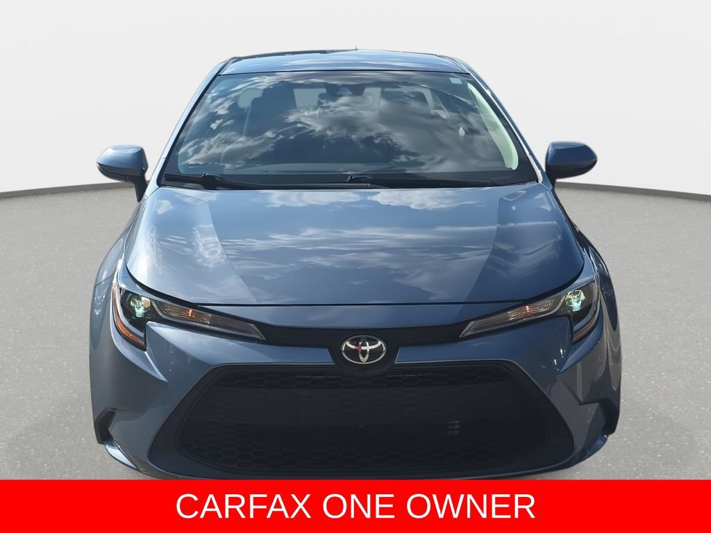 Used 2022 Toyota Corolla LE FWD image 2