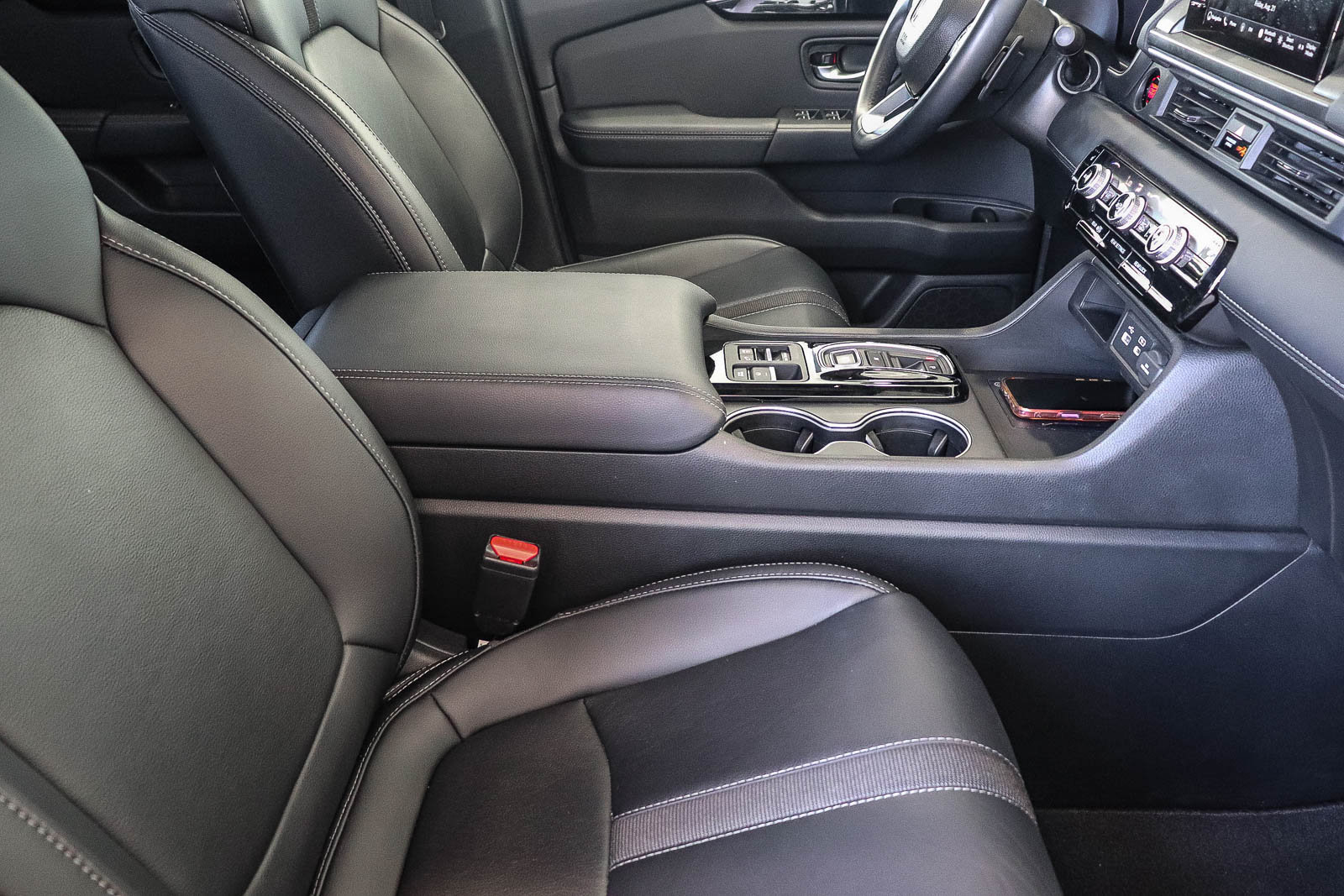 Certified 2025 Honda Pilot Touring image 19
