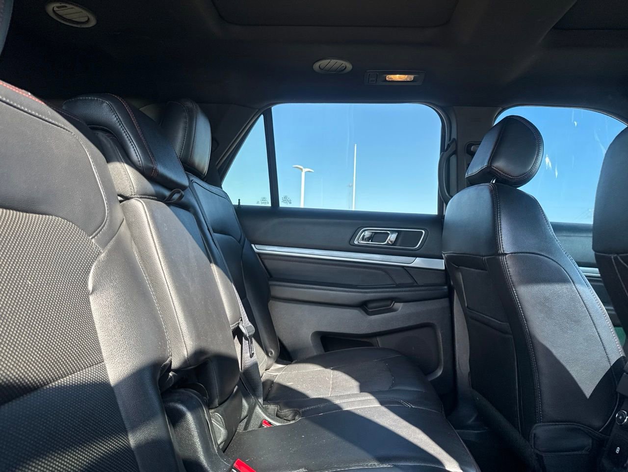 Used 2016 Ford Explorer Sport w/ Equipment Group 401A AWD/4WD image 29