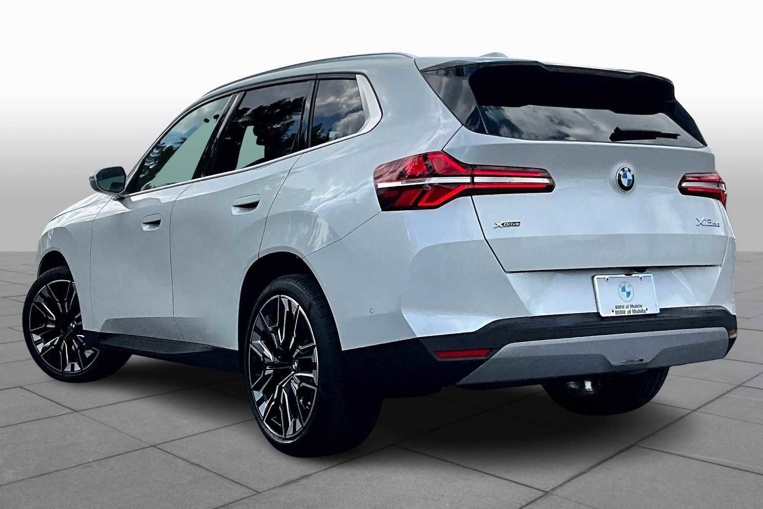 Used 2026 BMW X3 xDrive30 w/ Premium Package image 12