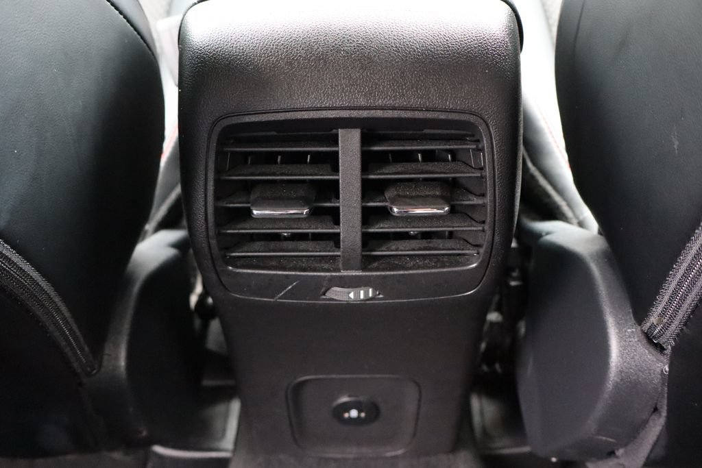 Used 2025 Ford Escape ST-Line Select AWD/4WD image 30
