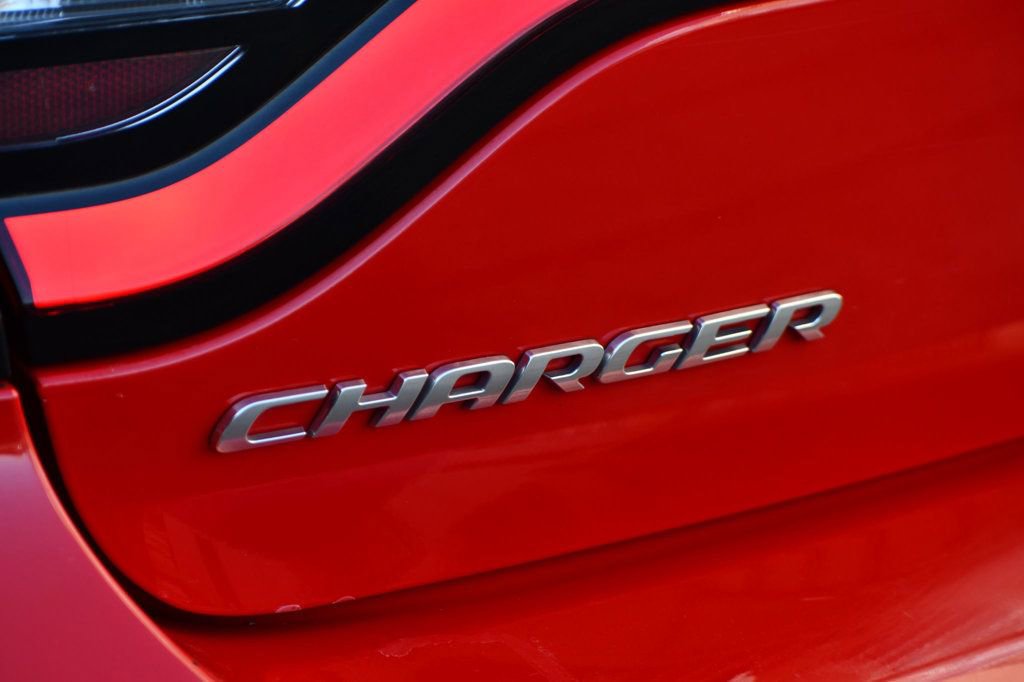 Used 2022 Dodge Charger SXT image 14