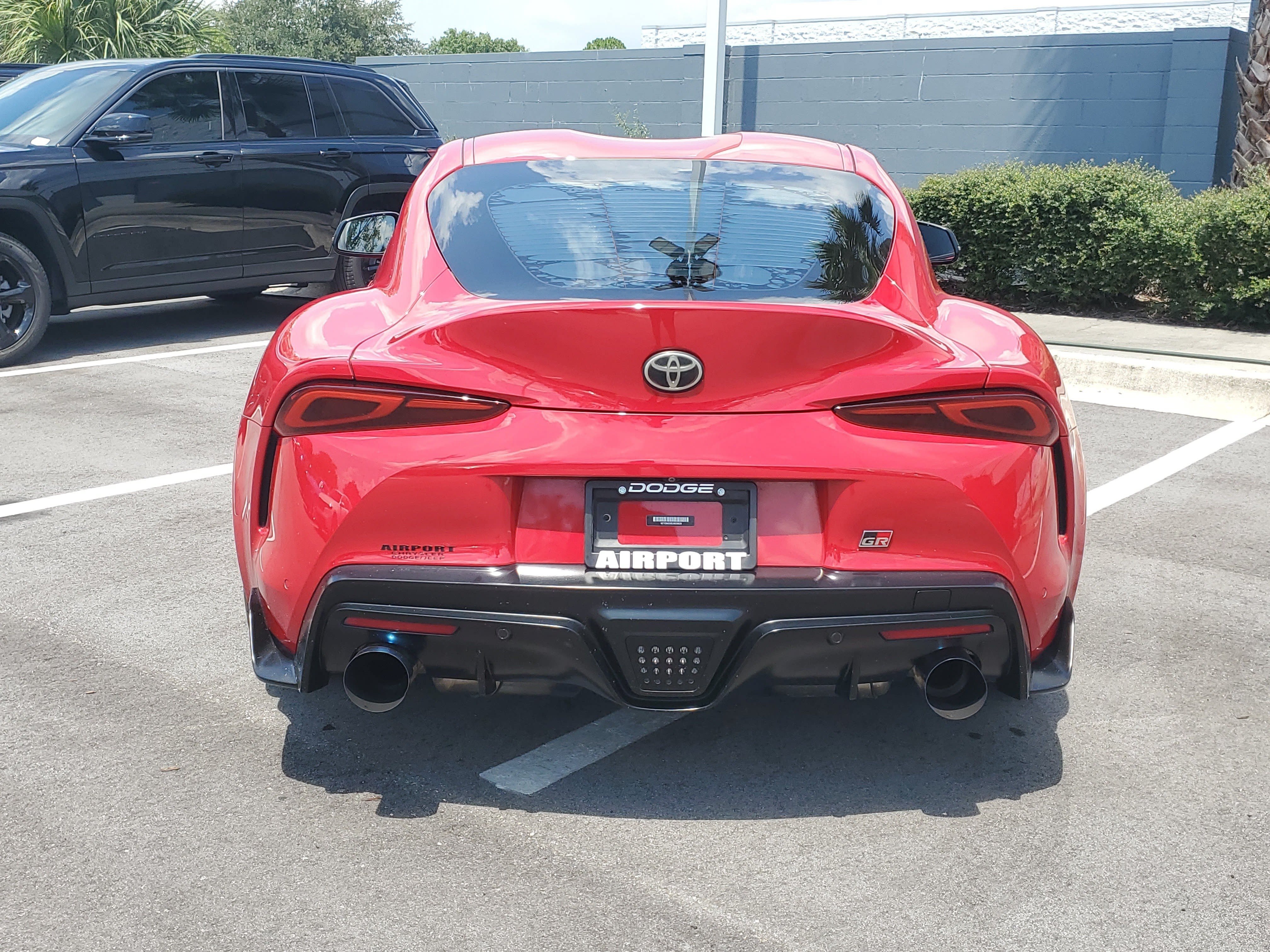 Used 2020 Toyota Supra Premium w/ Driver Assist Package RWD image 7