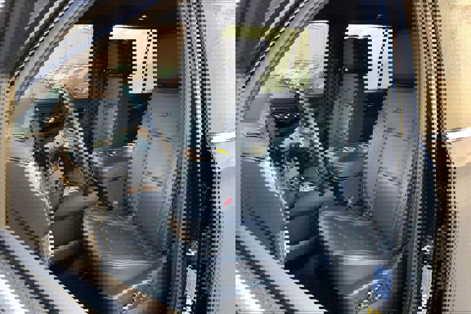 Used 2021 GMC Yukon Denali w/ Denali Ultimate Package image 7