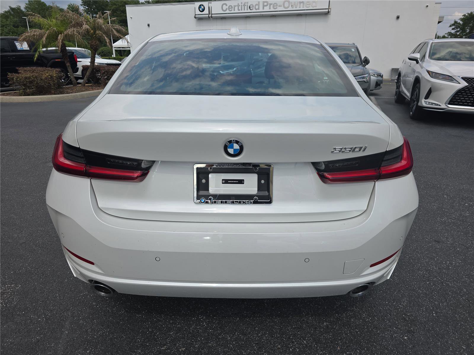 Used 2025 BMW 330i Sedan RWD image 4