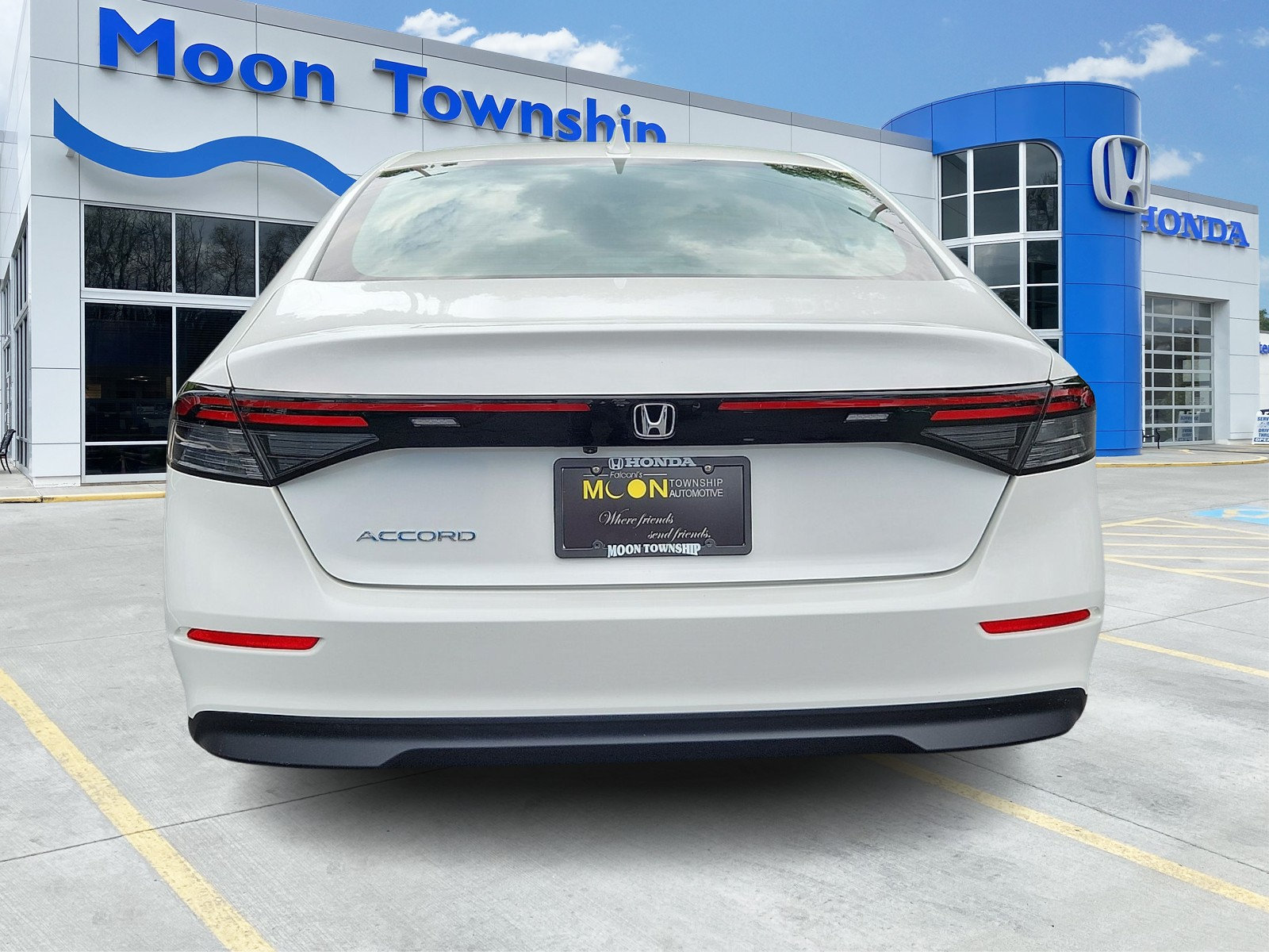 Certified 2025 Honda Accord LX image 5