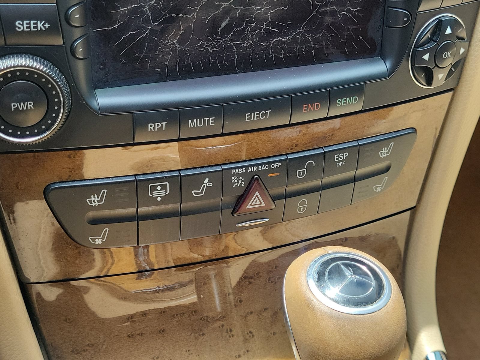Used 2007 Mercedes-Benz E 550 Sedan image 27