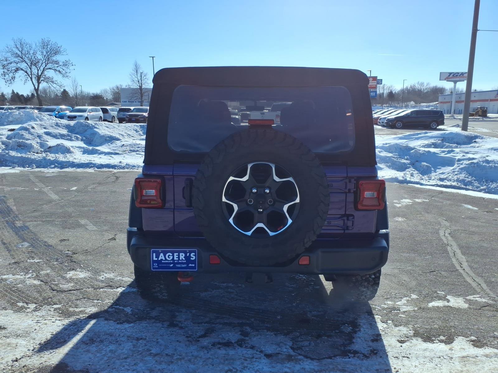 Used 2023 Jeep Wrangler Unlimited Rubicon w/ LED Lighting Group image 19