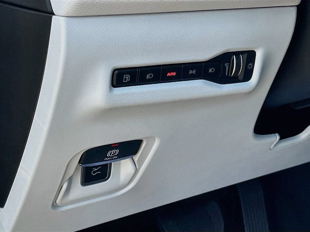 New 2026 Jeep Cherokee Limited AWD/4WD image 10