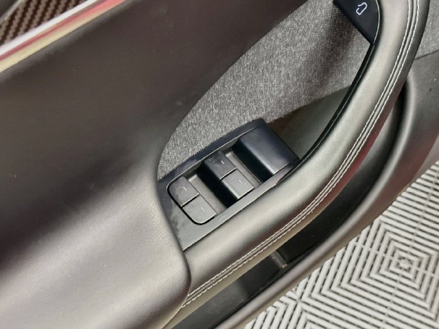 Used 2021 Tesla Model S Plaid AWD/4WD image 17
