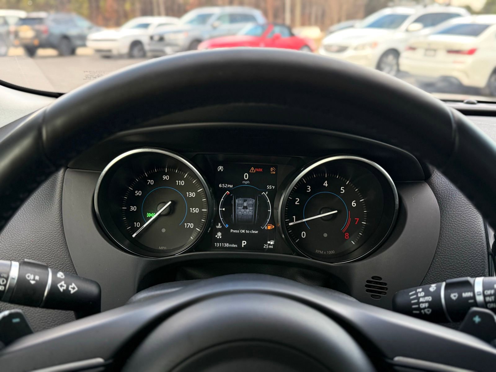 Used 2018 Jaguar F-PACE Premium image 34