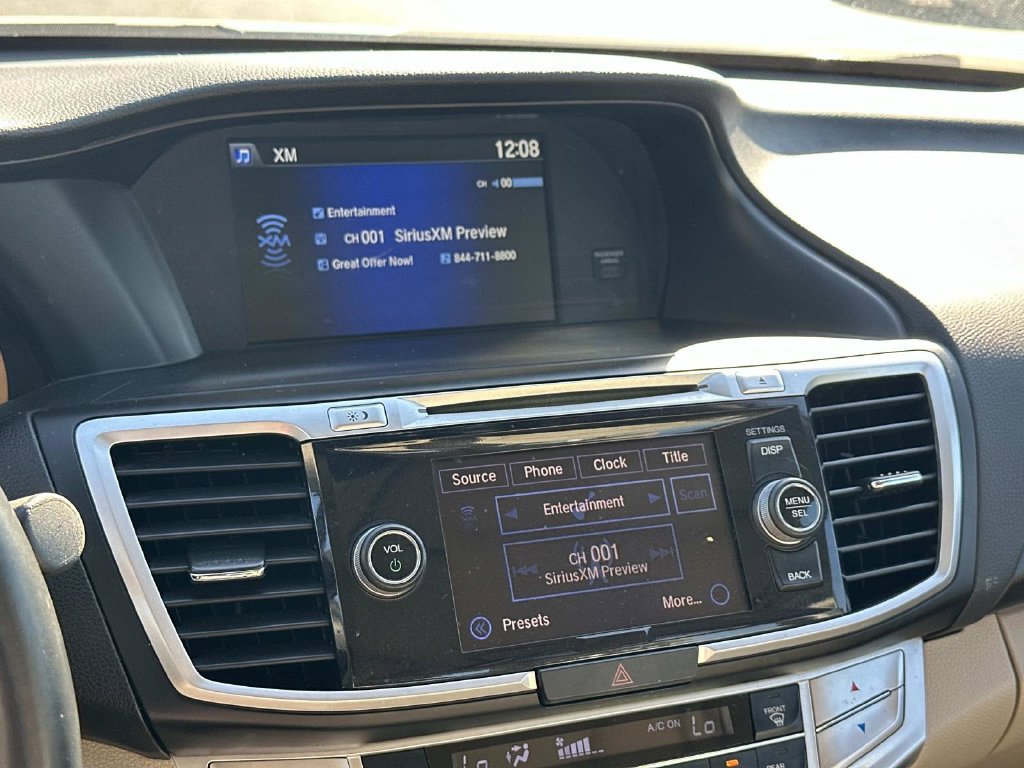 Used 2015 Honda Accord EX-L image 29