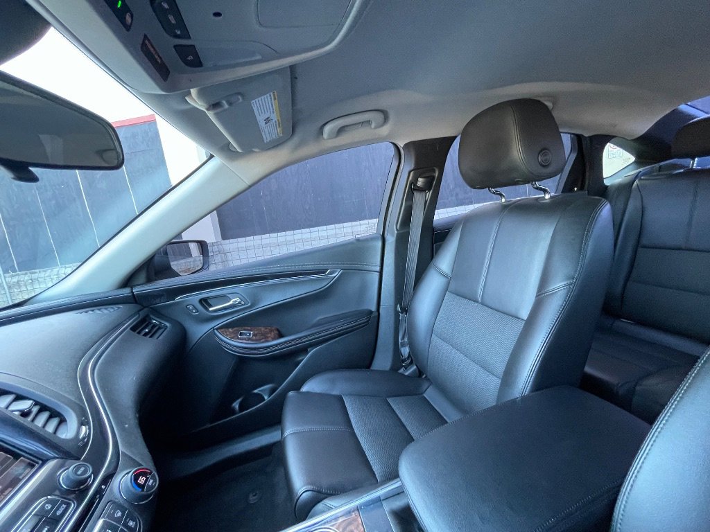 Used 2015 Chevrolet Impala LT FWD image 42
