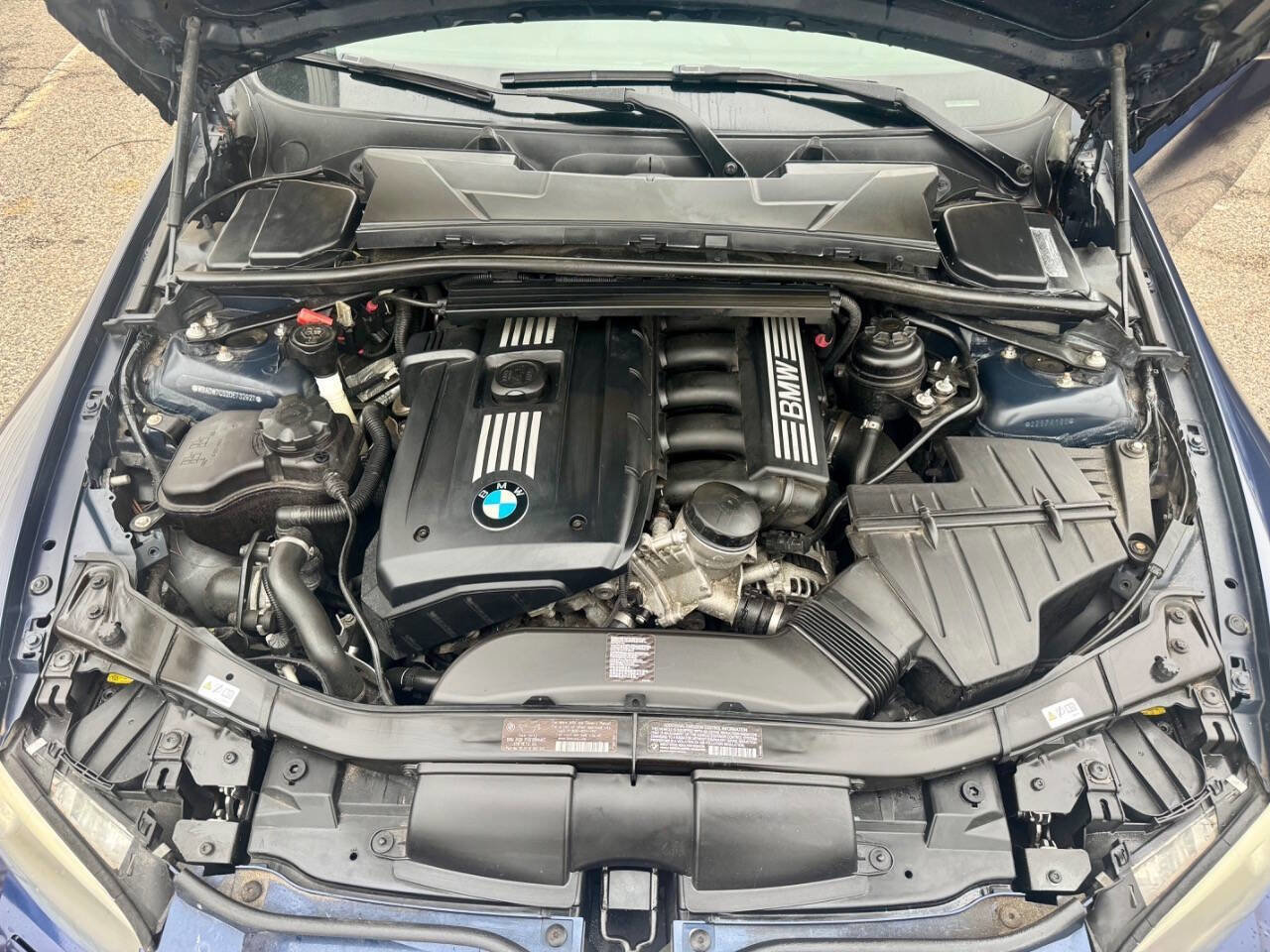 Used 2013 BMW 328i Convertible image 25