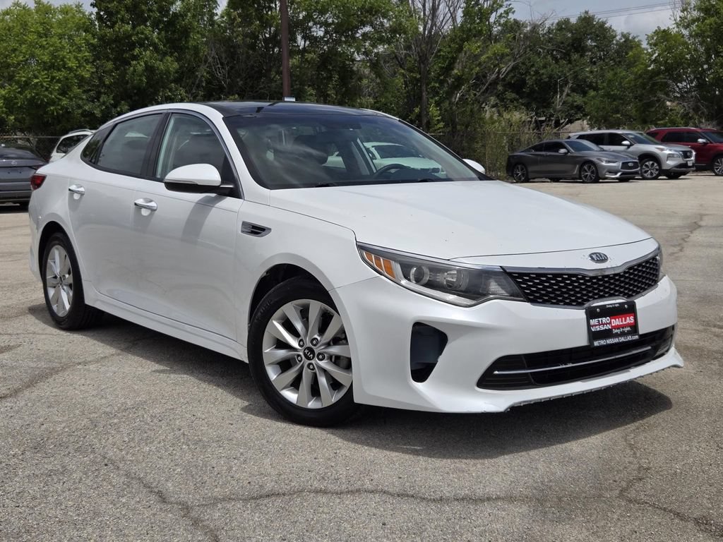 Used 2018 Kia Optima S w/ Panoramic Sunroof Package