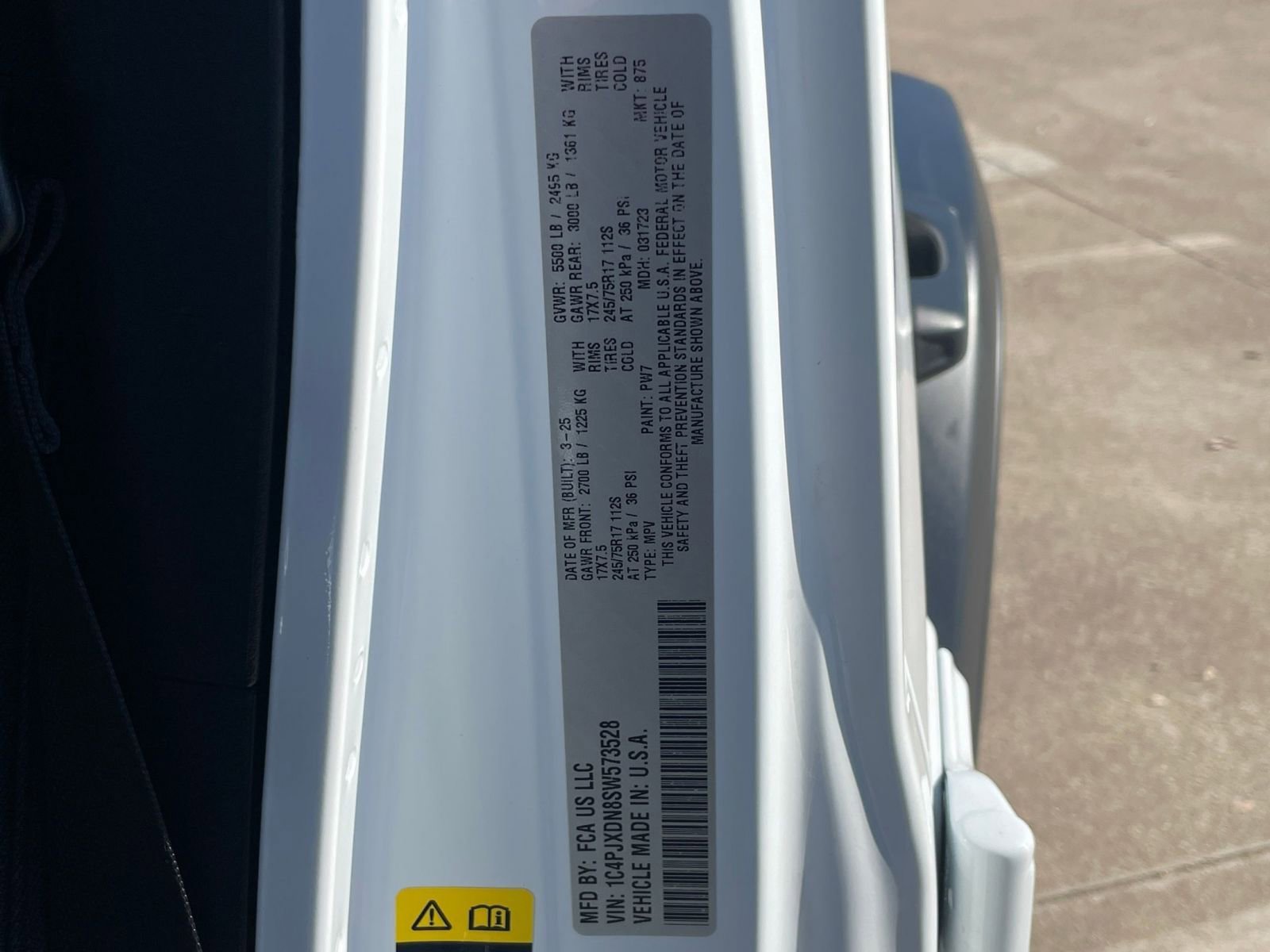 Used 2025 Jeep Wrangler Sport S image 29