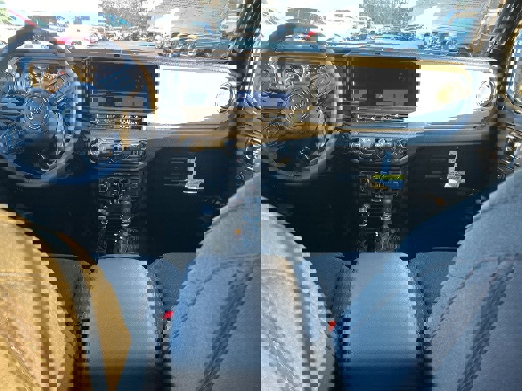 New 2026 Jeep Gladiator Sport image 18