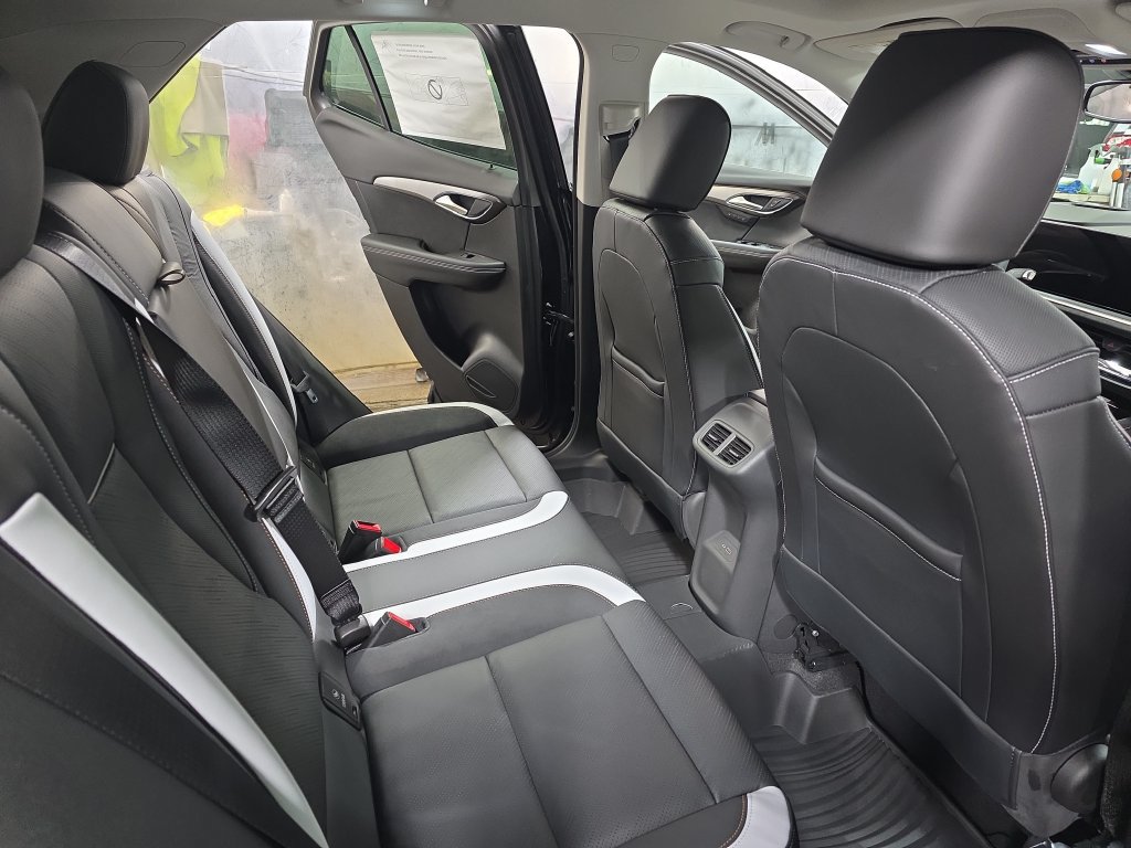 New 2026 Buick Envision Sport Touring AWD/4WD image 13