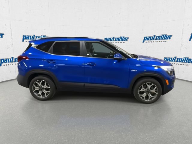 Used 2023 Kia Seltos EX AWD/4WD image 12